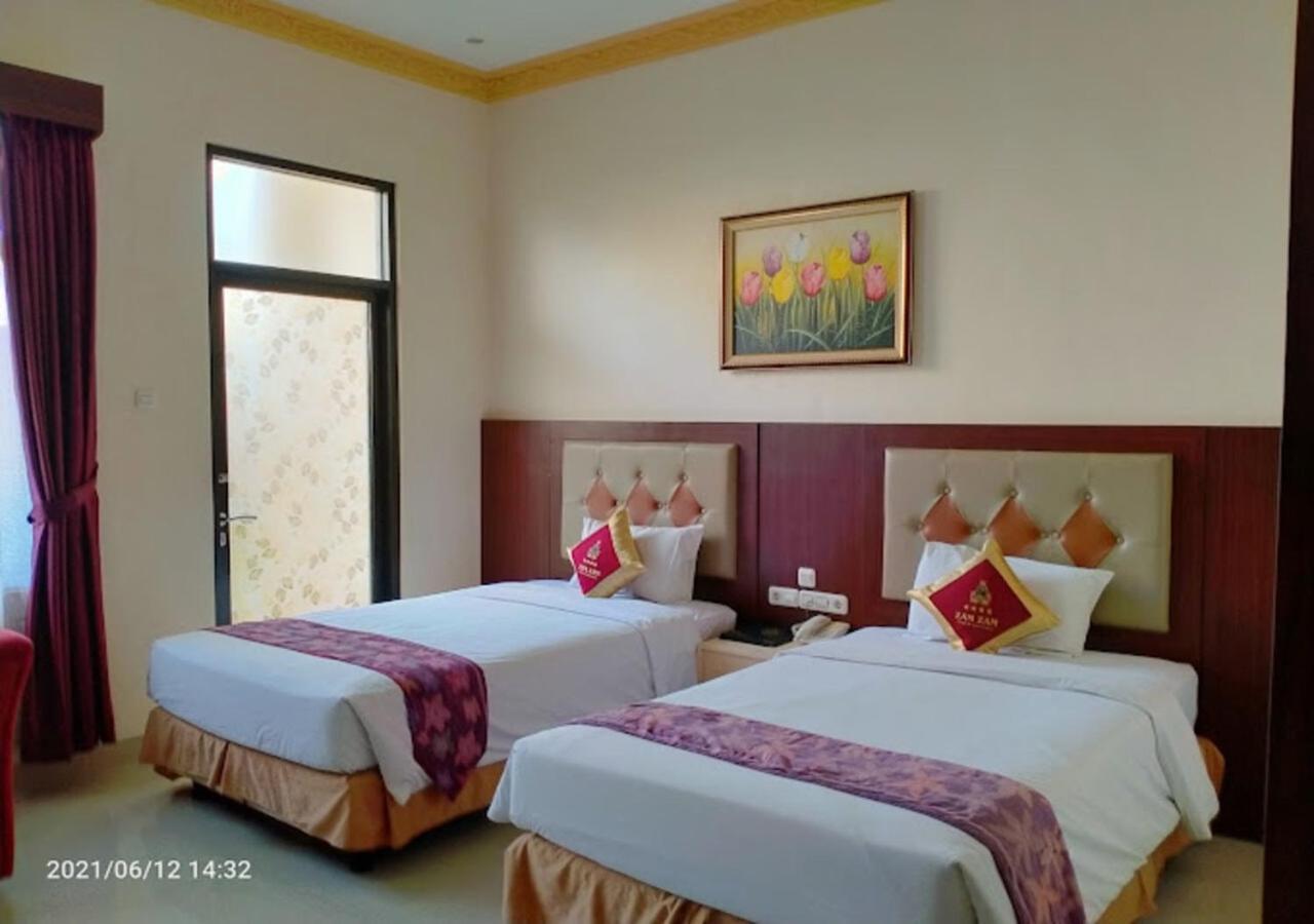 Zamzam Hotel And Resort Batu  Εξωτερικό φωτογραφία