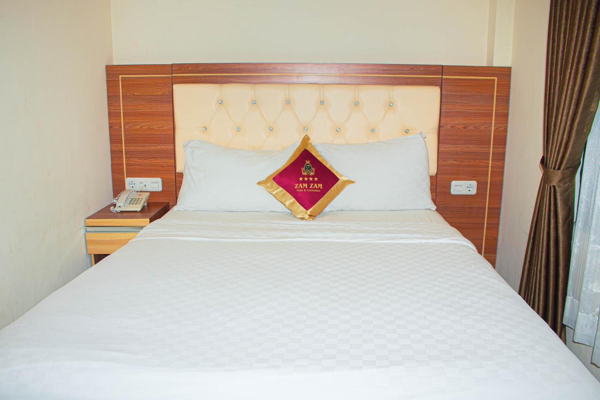 Zamzam Hotel And Resort Batu  Εξωτερικό φωτογραφία